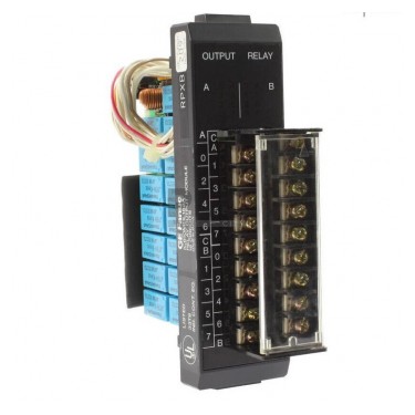 IC610MDL182A GE FANUC  MODULO DI USCITA