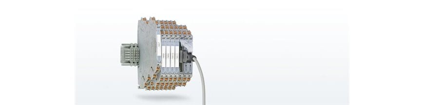 Highly compact signal conditioners with plug-in connection technology - PLC-City