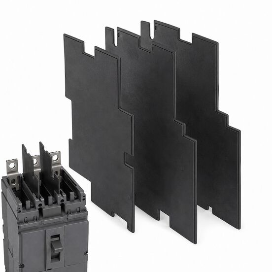 Phase separation plates for power circuit breakers
