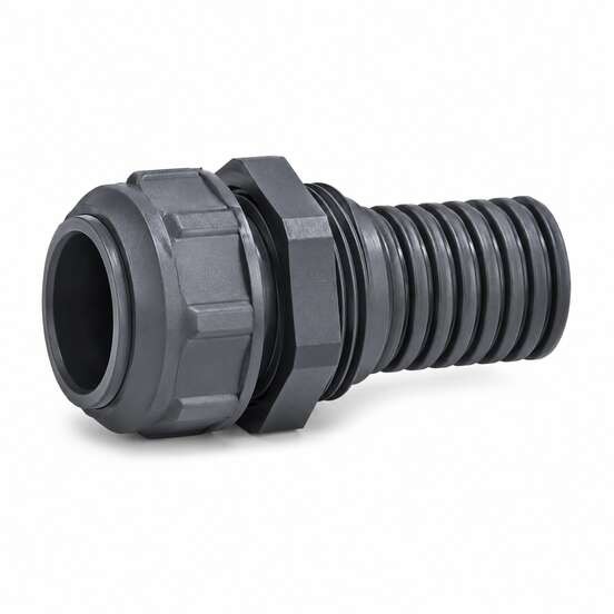 Screw connection for corrugated plastic hose