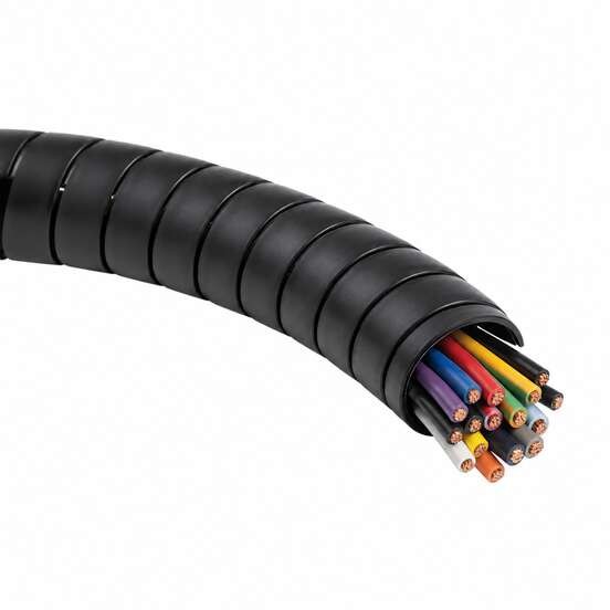Cable bundle hose
